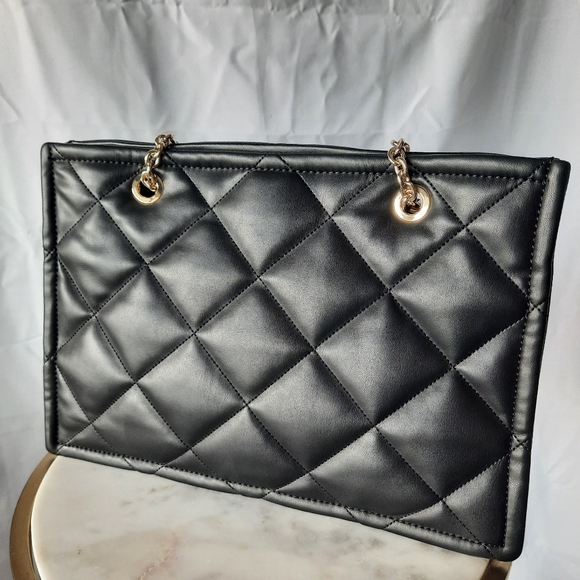 Nine West Quilted Handbag Crossbody Black Faux Leather Gold Chain Strap - Picture 6 of 11